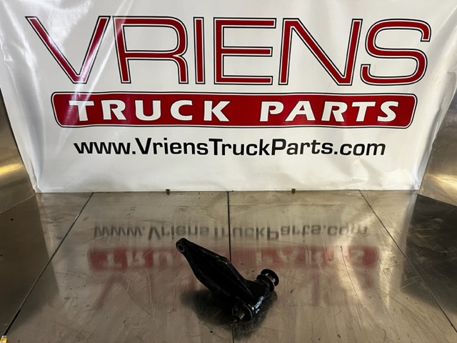 PETERBILT PETERBILT 387 BRACKET ASSY-SHACKLE W/BRONZE BUSHING B11-1034-2, 02-04