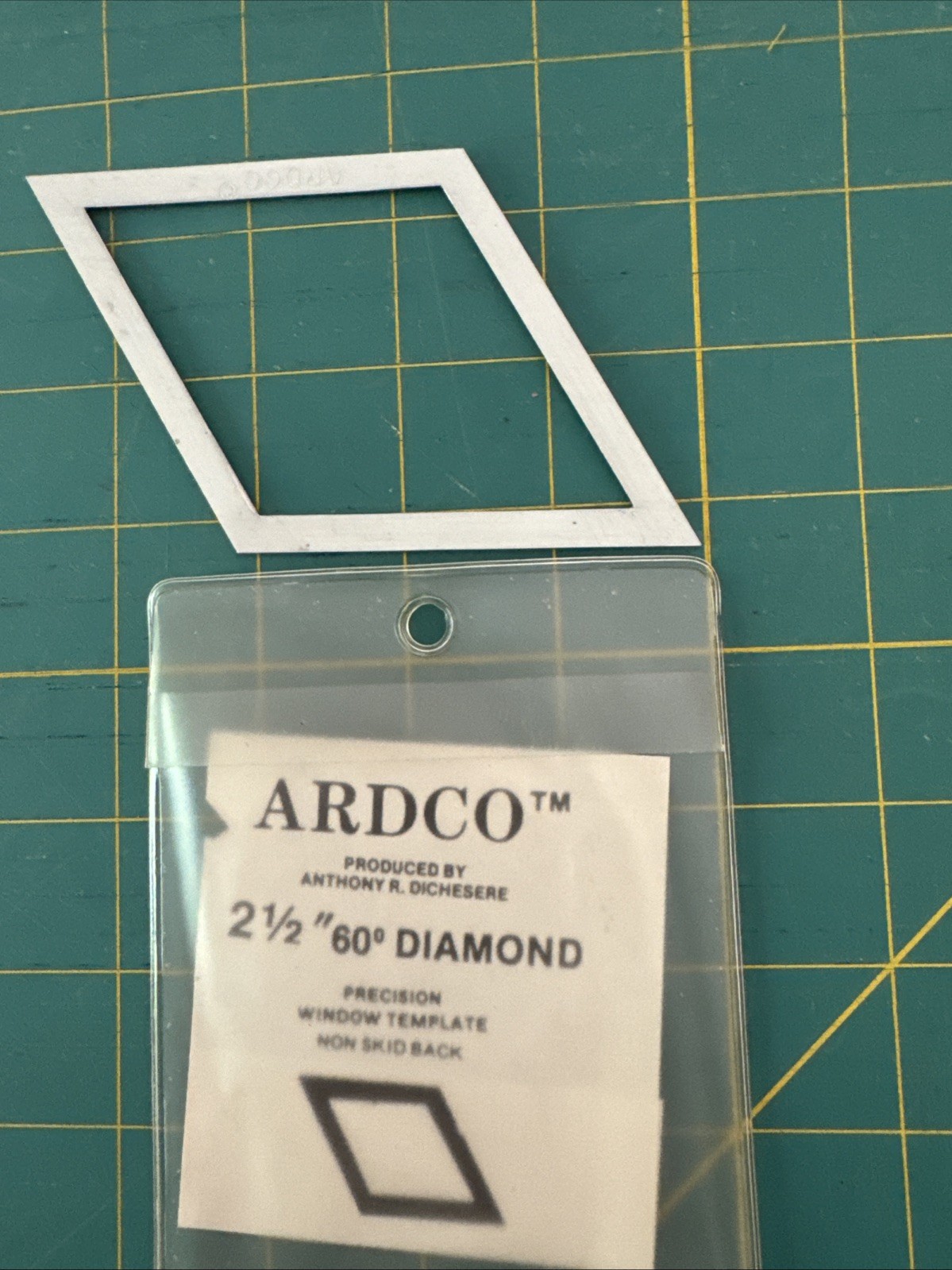 Ardco Precision, Metal Quilt Template 2 1/2 Inch 60° Diamond
