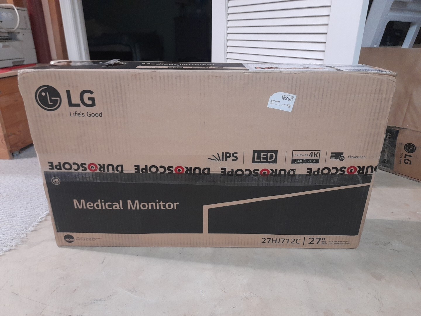 LG 27 Inch 3840 x 2160 Pixels 4K UltraHD Color Medical Computer Monitor 27HJ712C