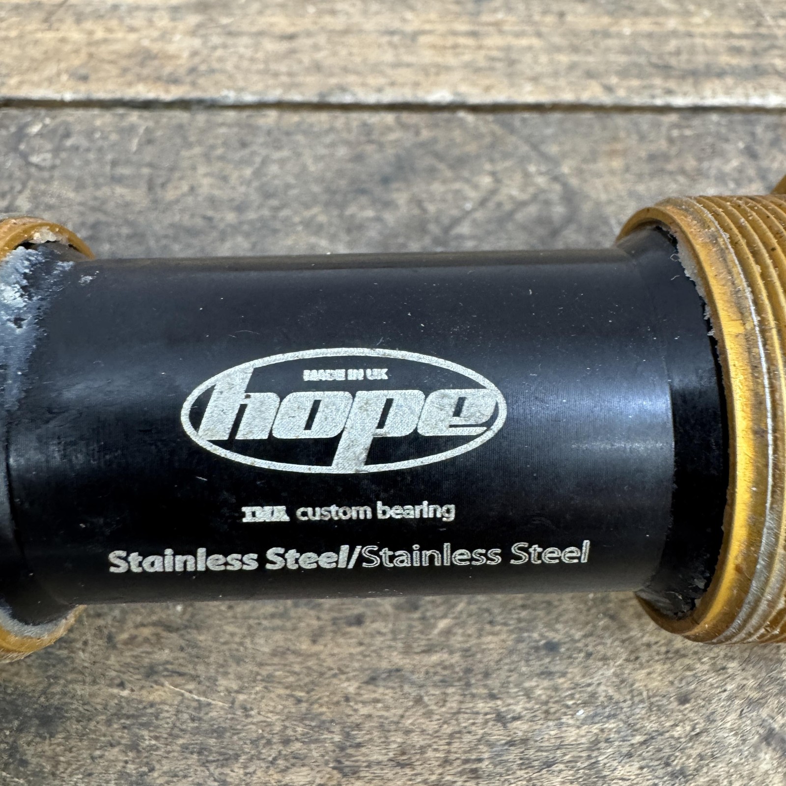 Hope External Bottom Bracket BSA 73mm 24mm Hollowtech II Gold Stainless Steel