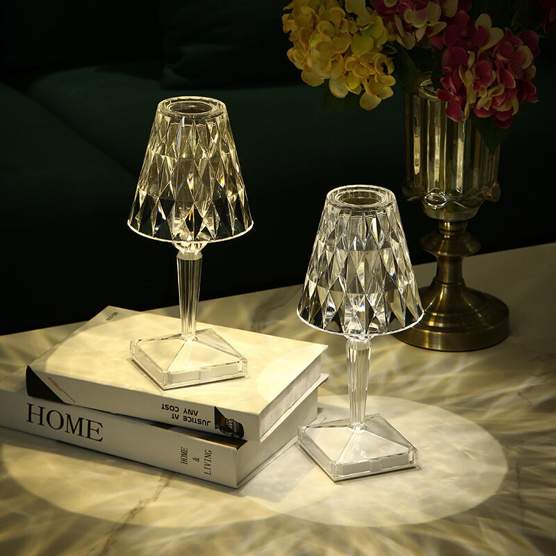 5W LED Crystal Diamond Desk Lamp Battery-Powered Color Change Bedside Light PMMA