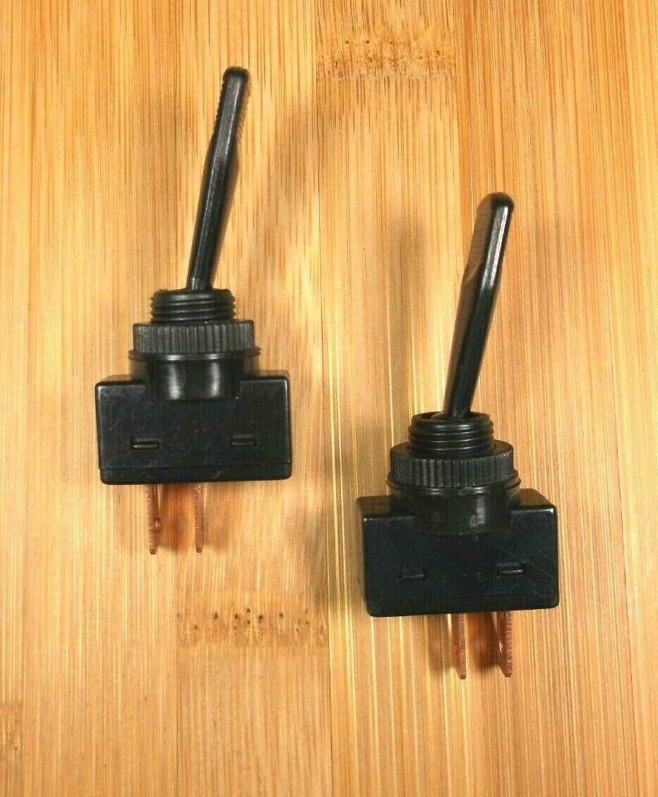 2 BBT Water Resistant 12 vdc 20 amp Toggle Switches