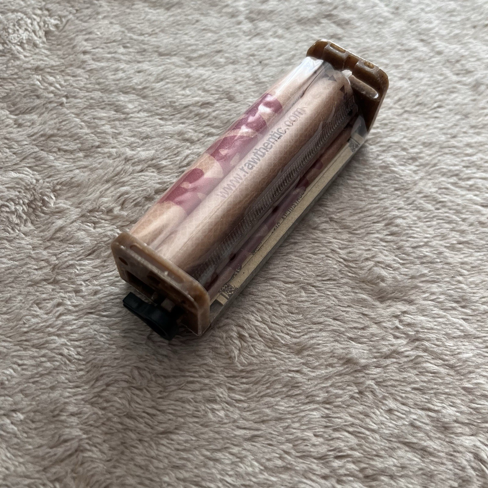 1 (one) RAW 79 mm 1 1/4 Hemp Plastic Cigarette Rolling Machine
