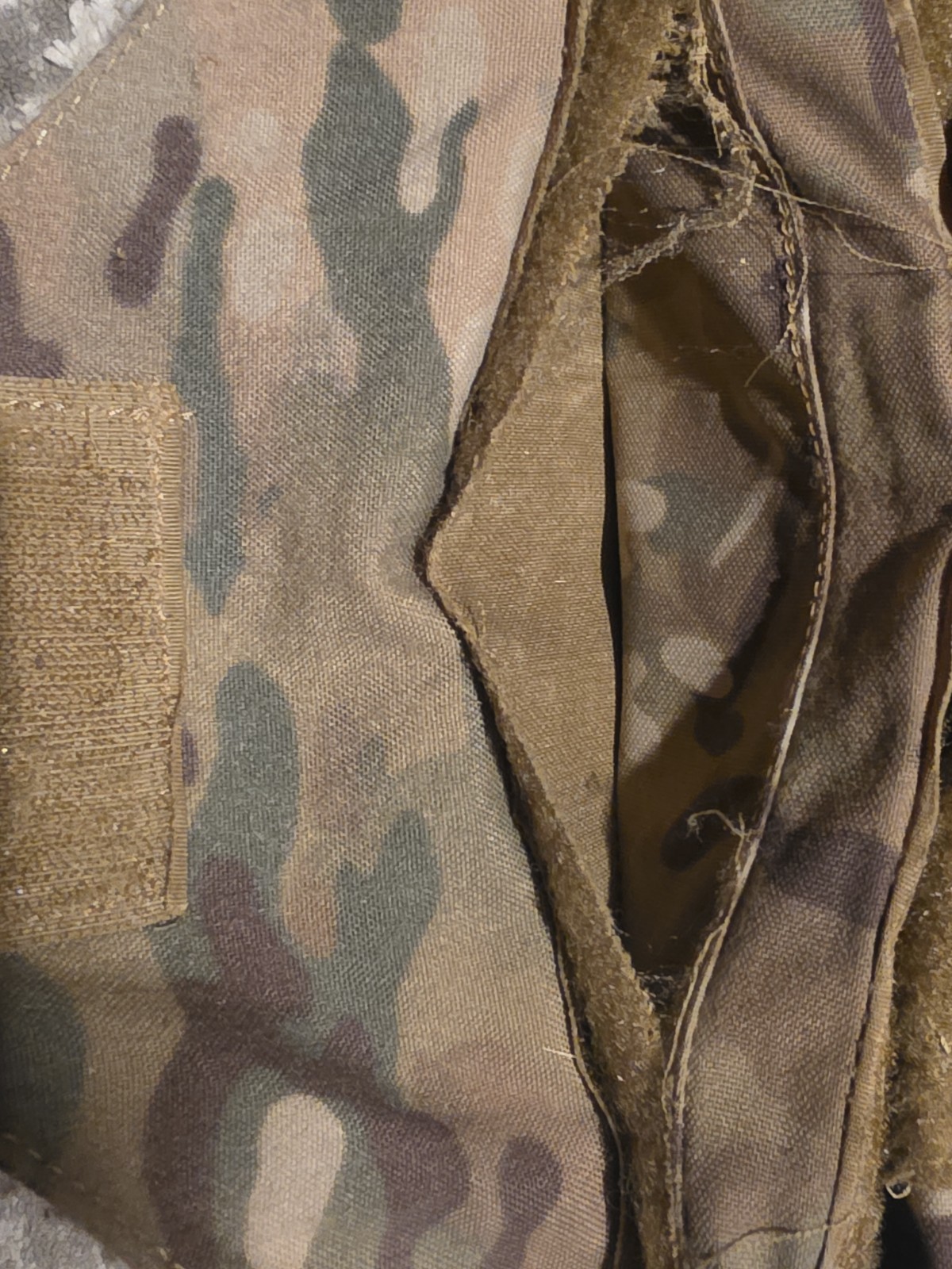 SHELLBACK TACTICAL Stealth Low Vis Concealable Plate Carrier Multicam MED/LG