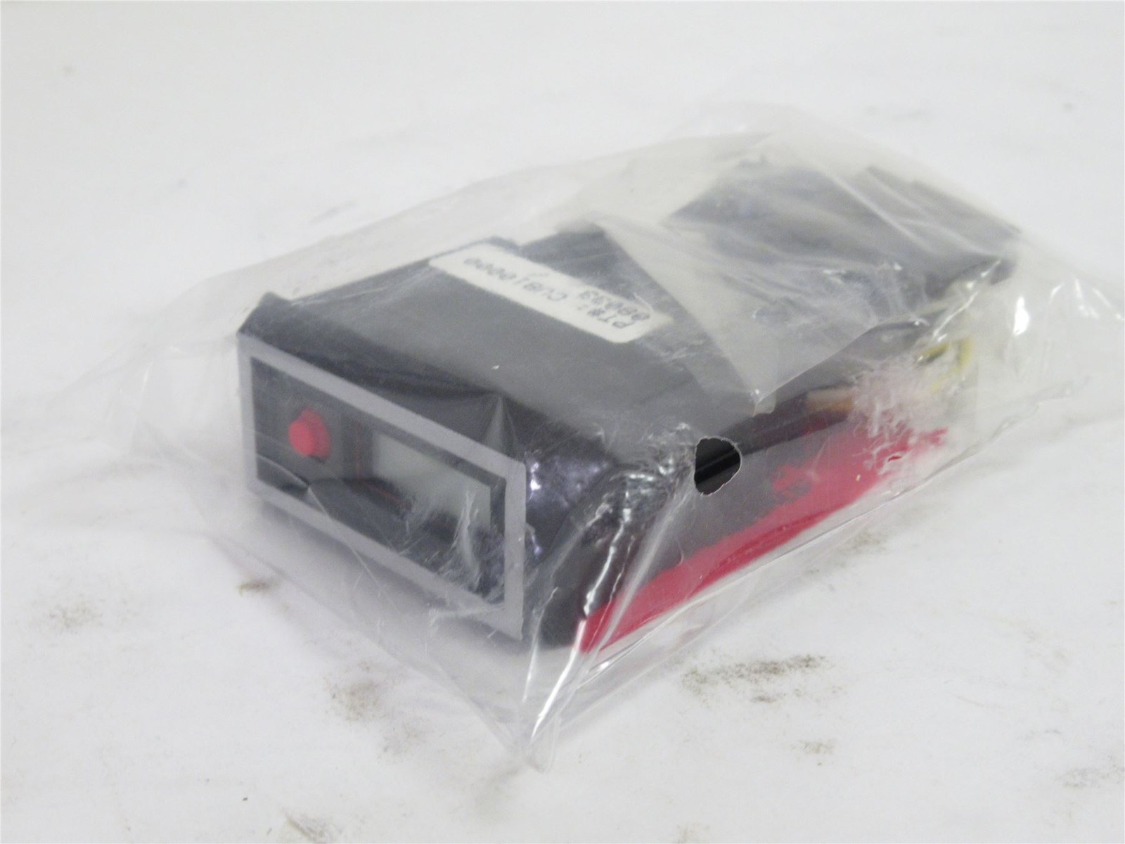 234630 New-No Box; Red Lion CUB10000 LCD Counter; 3V; 6-Character