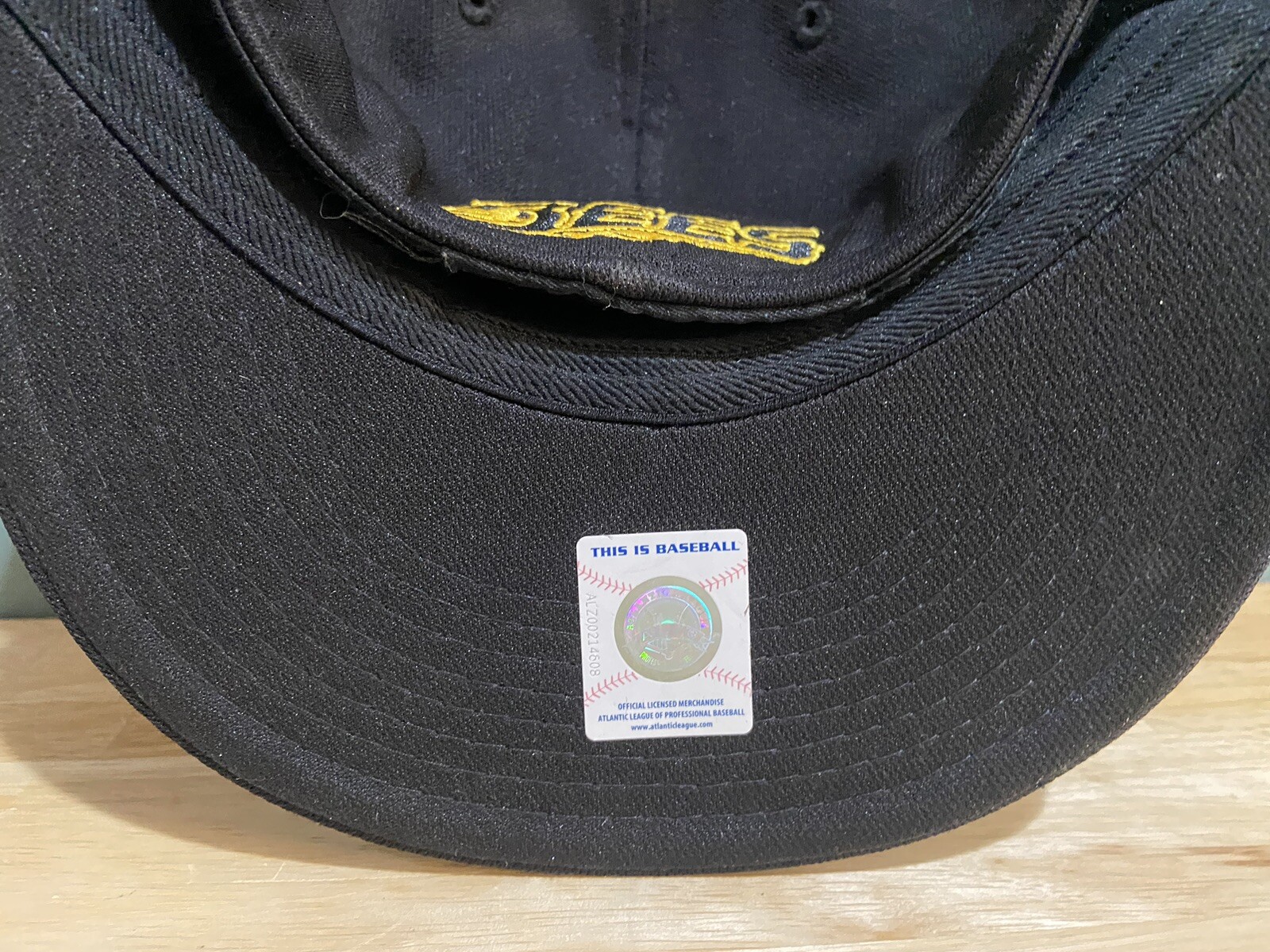 RARE NEW BRITAIN BEES CAP HAT SIZE S/M ATLANTIC LEAGUE A Flex New Baseball