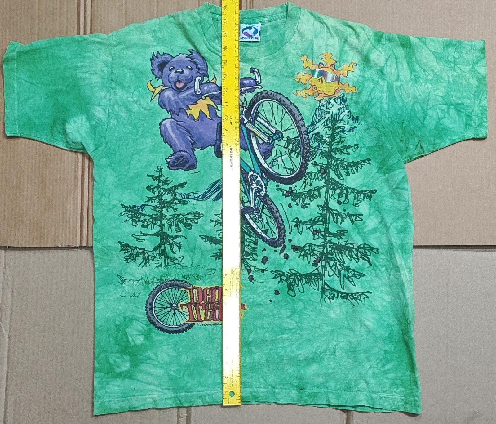 Grateful Dead Treads Vintage XL Shirt