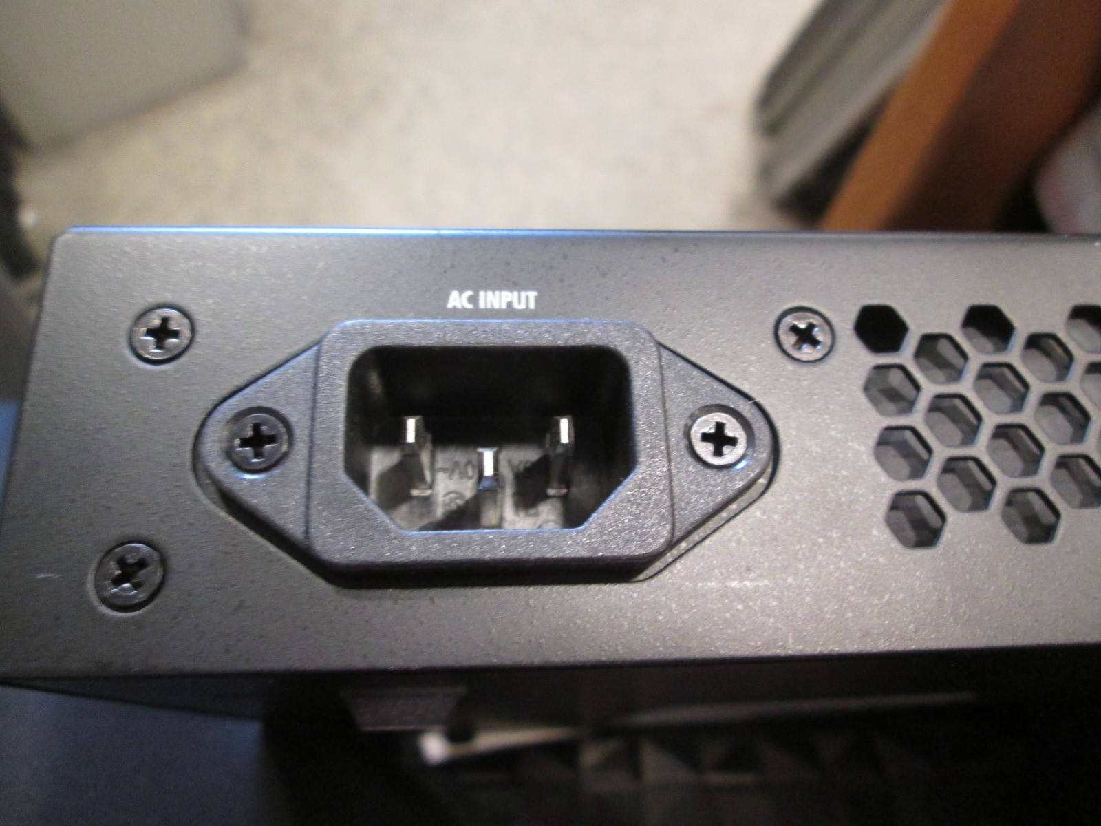 ADTRAN NETVANTA 1531 12 PORT Switch