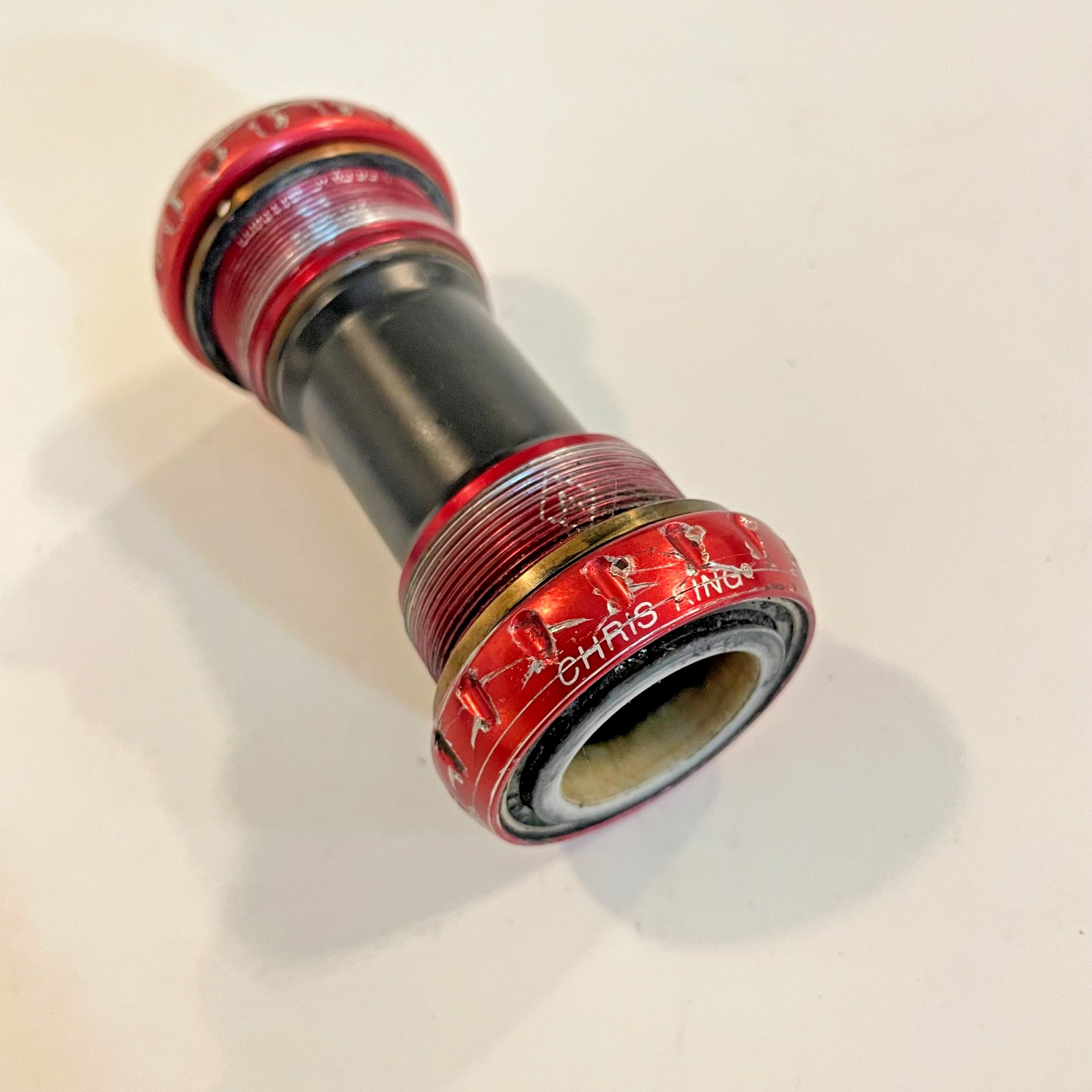Chris King Bottom Bracket Threaded 24mm Red MTB