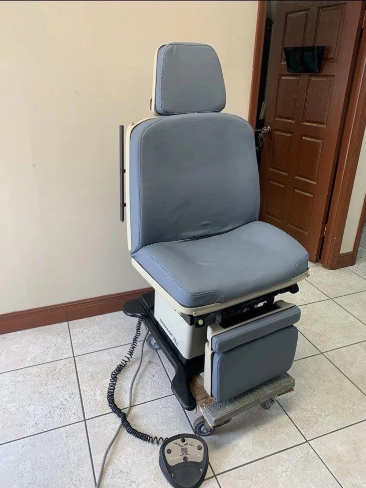 Midmark Ritter 75L Power Procedure Exam Chair New Upholstery In Any Color