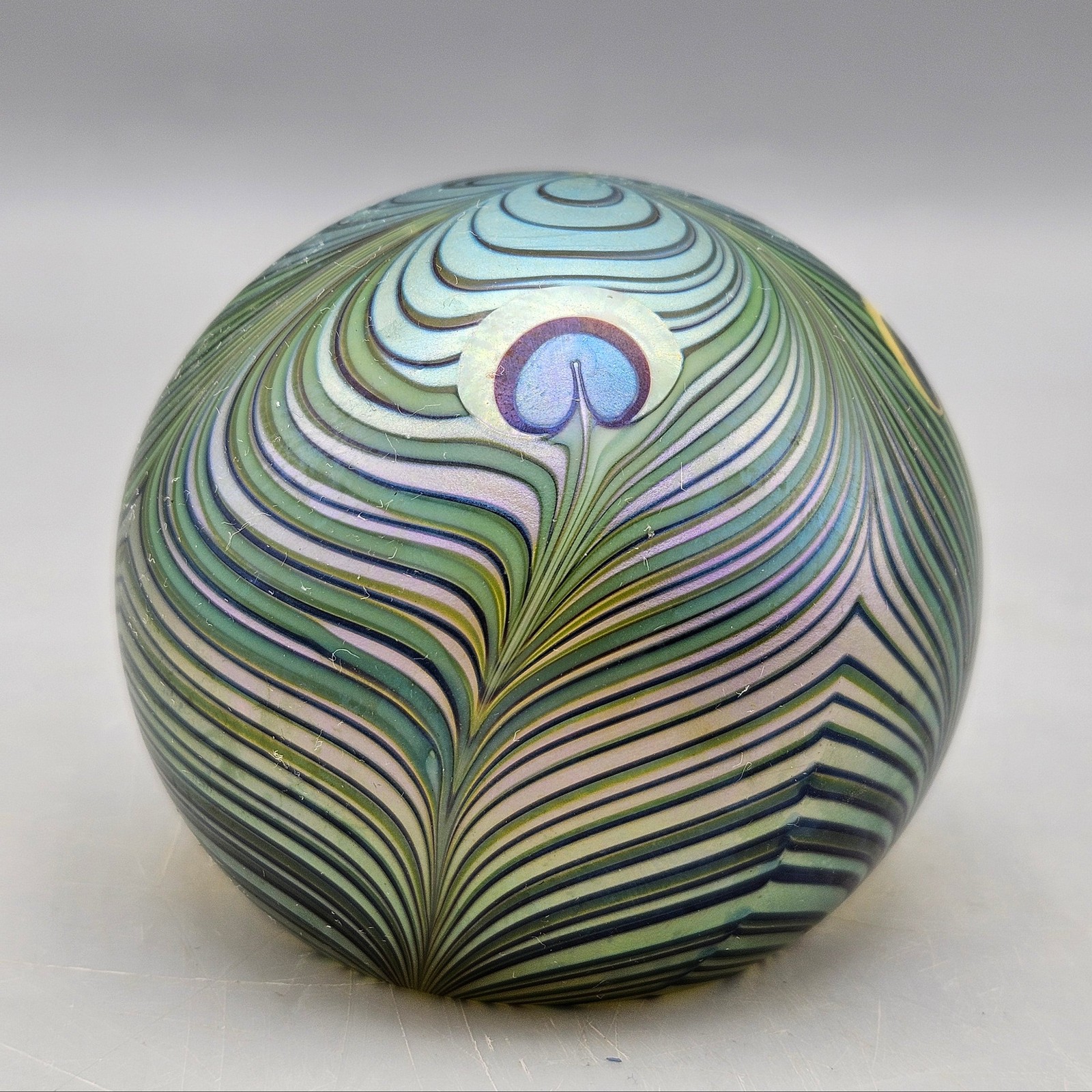 1981 Orient & Flume Pulled Feather Paperweight