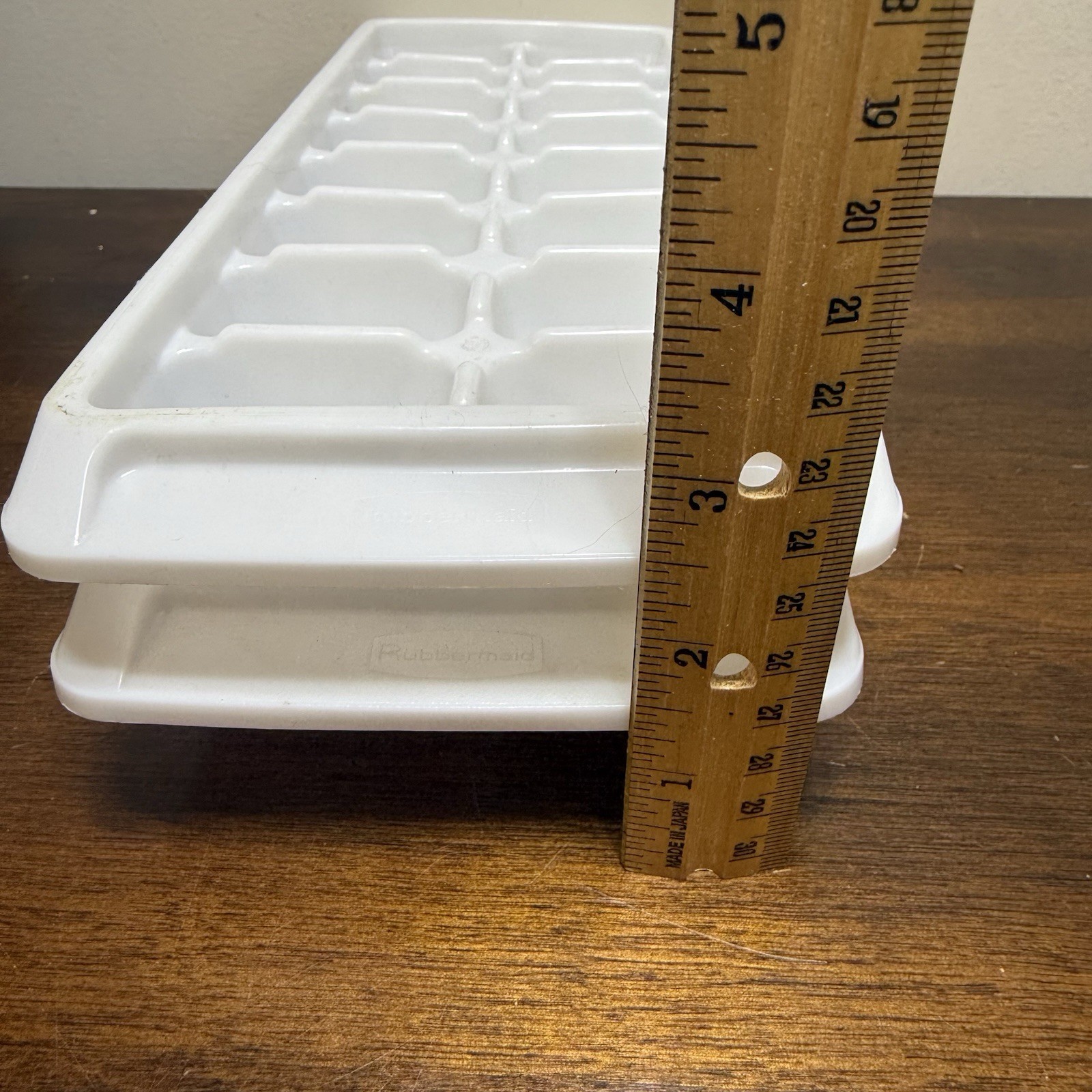 RUBBERMAID Easy Release Ice Cube Trays, 2-Pack 2867