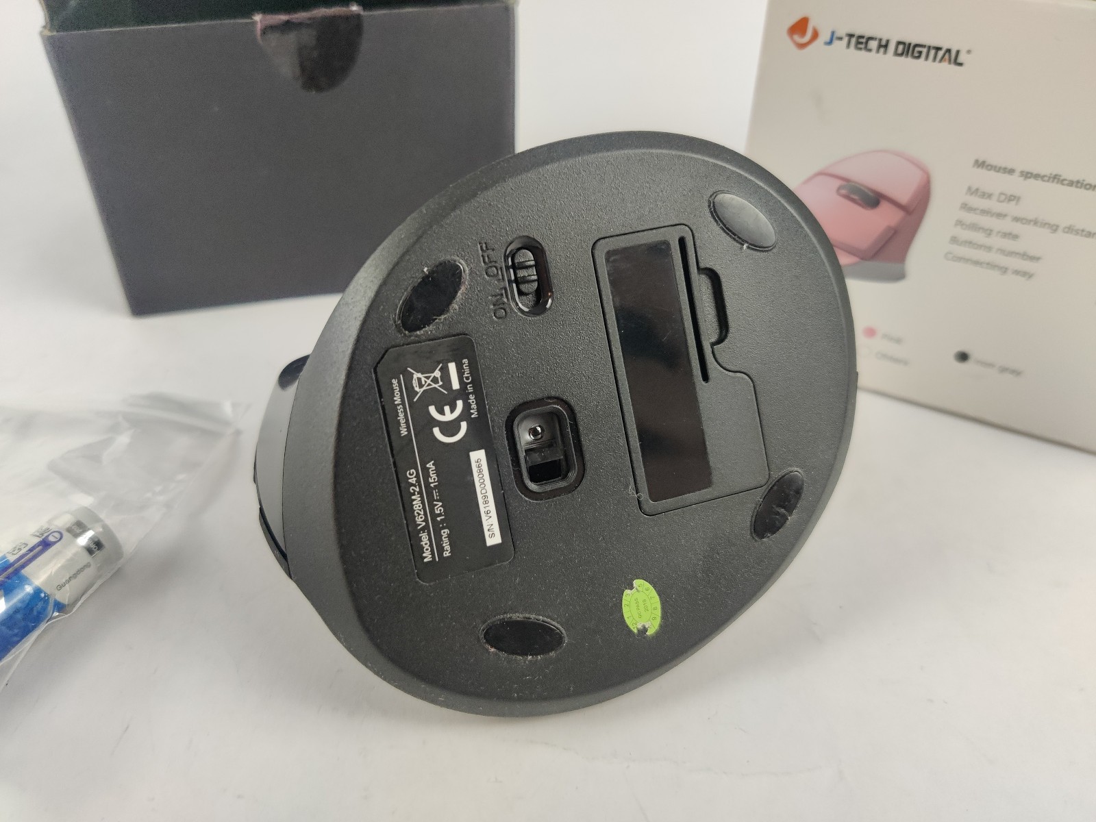 J-Tech Digital Wireless Ergonomic Vertical Mouse w/ Nano Transceiver V628M-2.4G