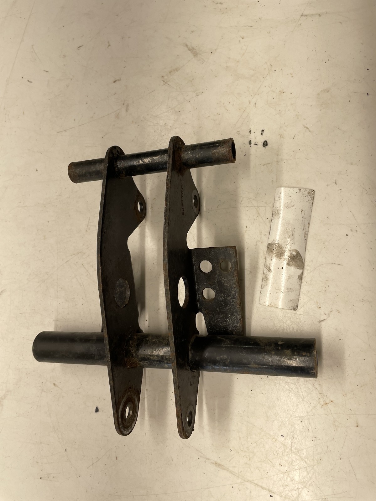 H-Bracket Weld, Black - 2009 Polaris IQ