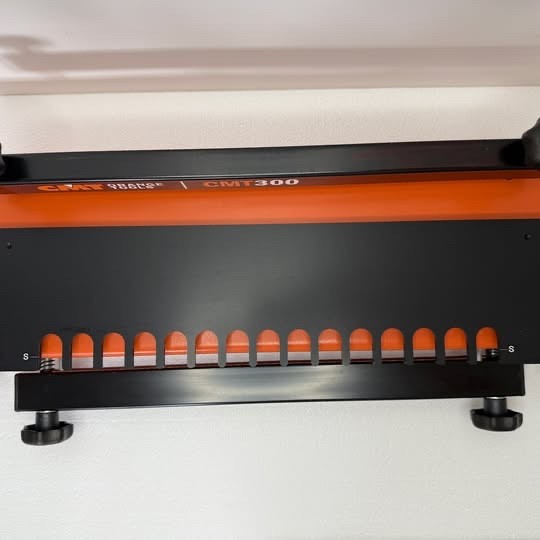 CMT 300 ORANGE TOOLS UNIVERSAL 12" DOVETAIL JIG JOINTING SYSTEM