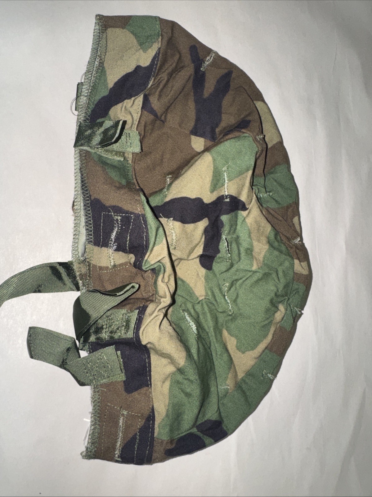 U.S. Military Helmet Cover Ground Troops Parachutists Woodland M/L