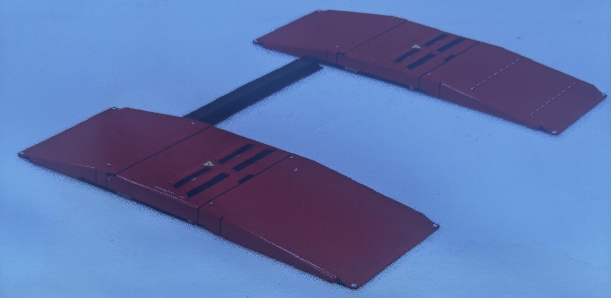 Hunter Engineering Model Quick Tread plates with sensors black color.