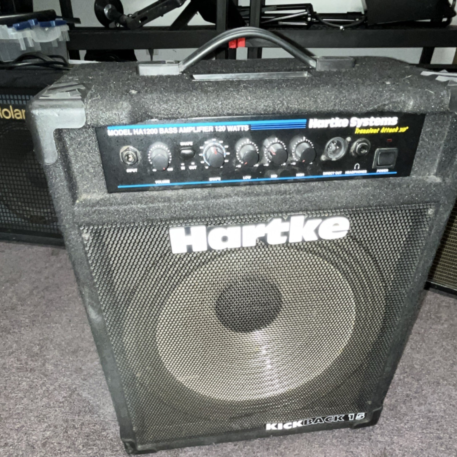 Hartke HA1200 Kickback 15 Bass Amplifier Black 120W 1-Channel Bass Guitar