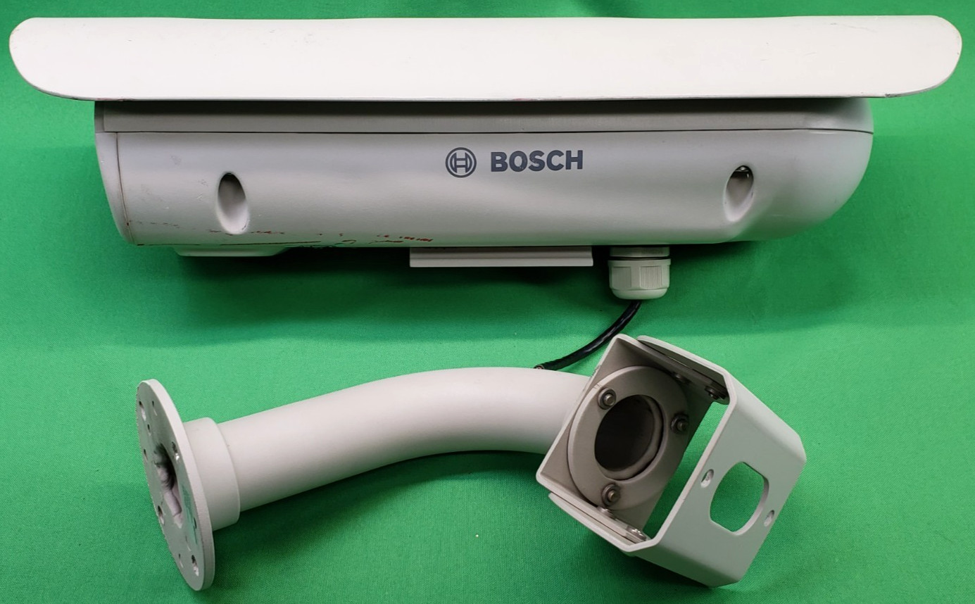 Bosch UHO-PEO-10 F.01U.300.502 POE OUTD-HSG W/HTR+BLR+SS IP67 Camera