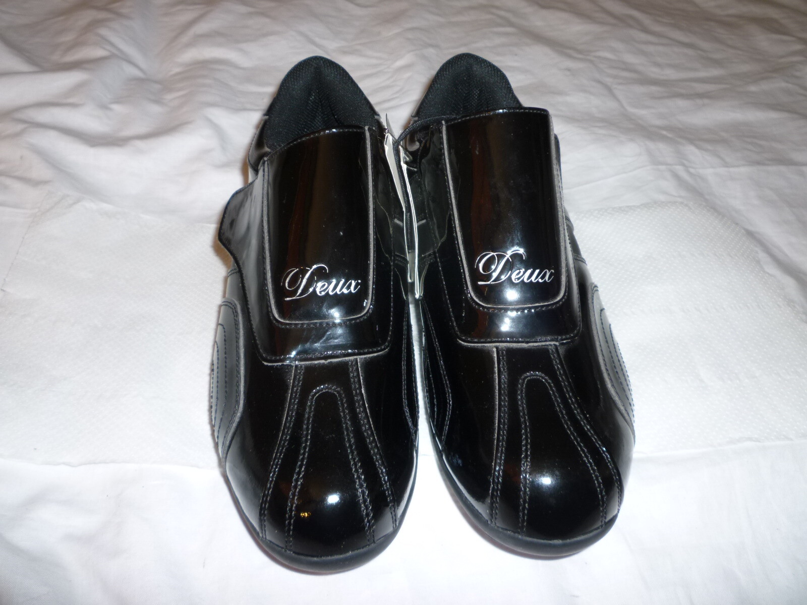 DEUX MUNSINGWEAR MEN US SIZE 10 GLOF SHOES VERY RARE NEW GOLF SHOES