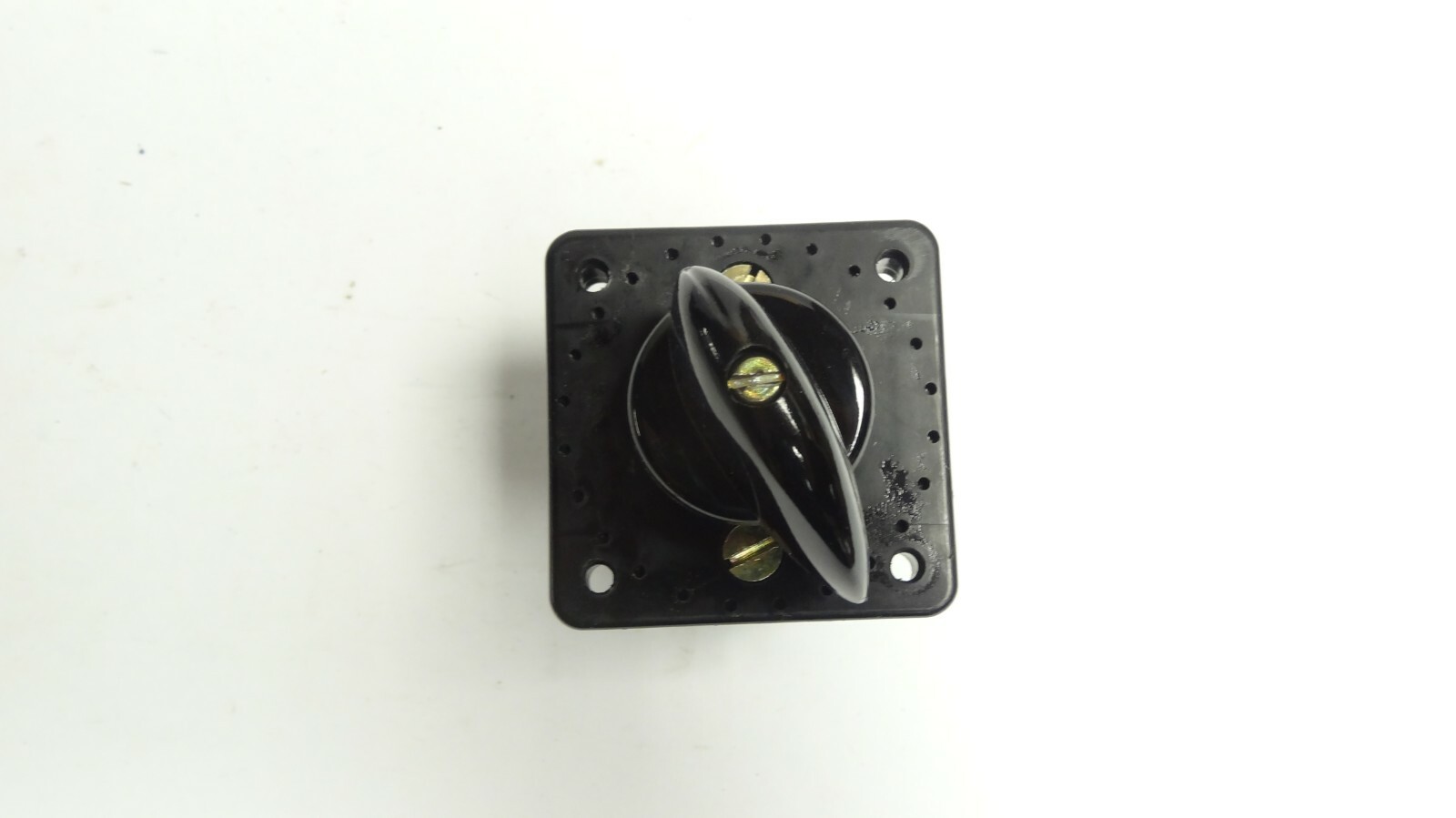 Salzer 61039-04 Rotary Selector Switch