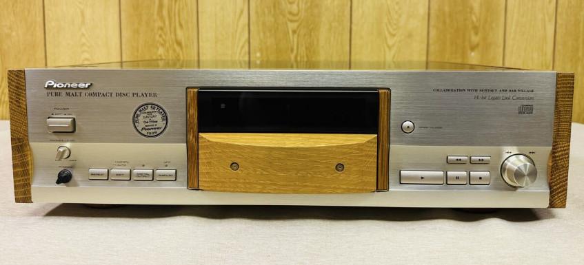 Pioneer PD-HL5-PM PURE MALT CD PLAYER AC100V 50/60Hz 10W SUNTORY OAK VILLAGE