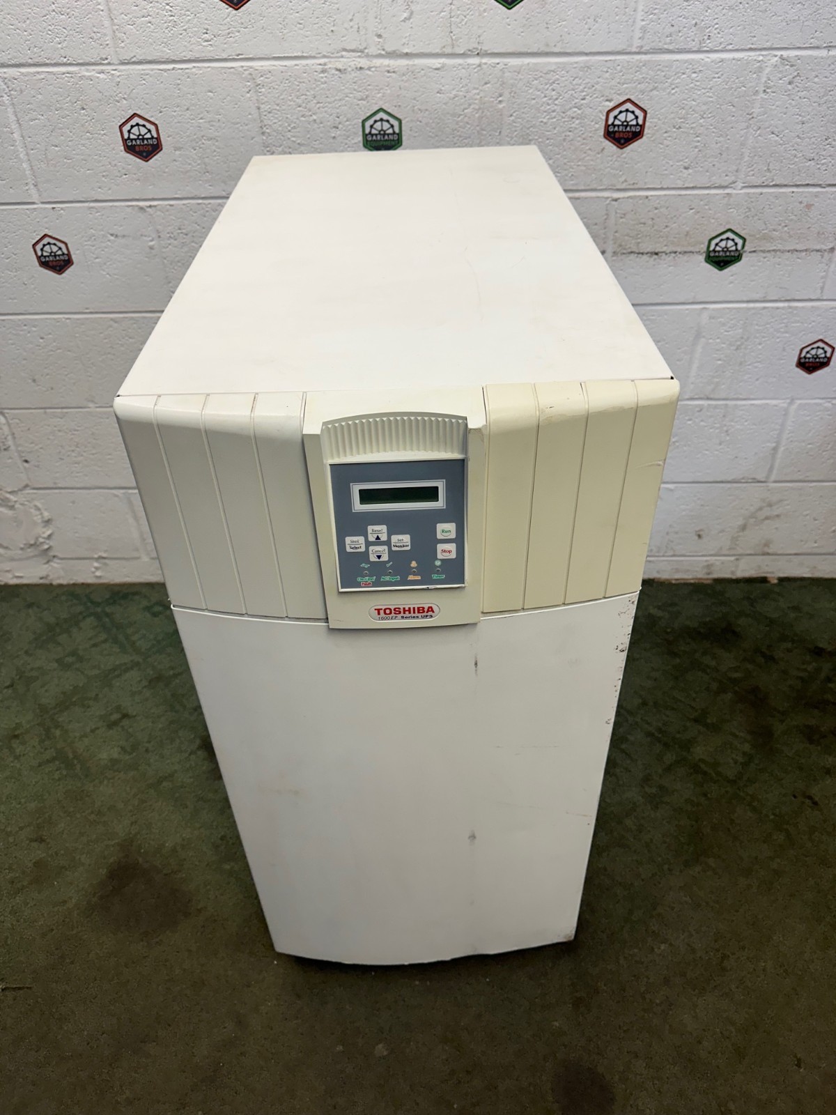 Toshiba UE3G2L220C61T Uninterruptible Power Supply 1600EP Series UPS 22KVA 91.6A