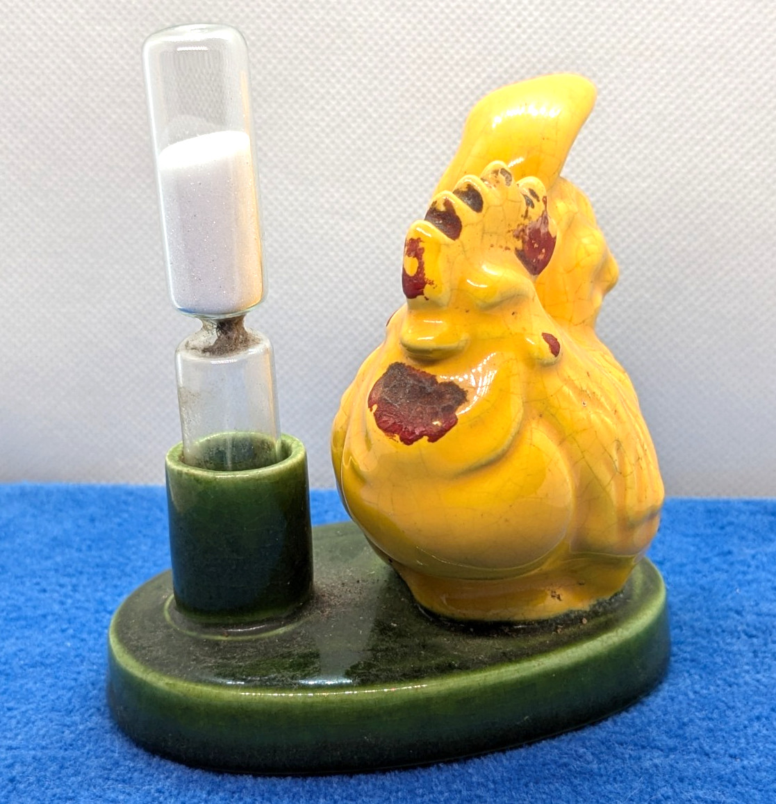 Glazed Ceramic Chicken Egg Timer Hourglass Min-Century Vintage 3 12" x 3 1/4"