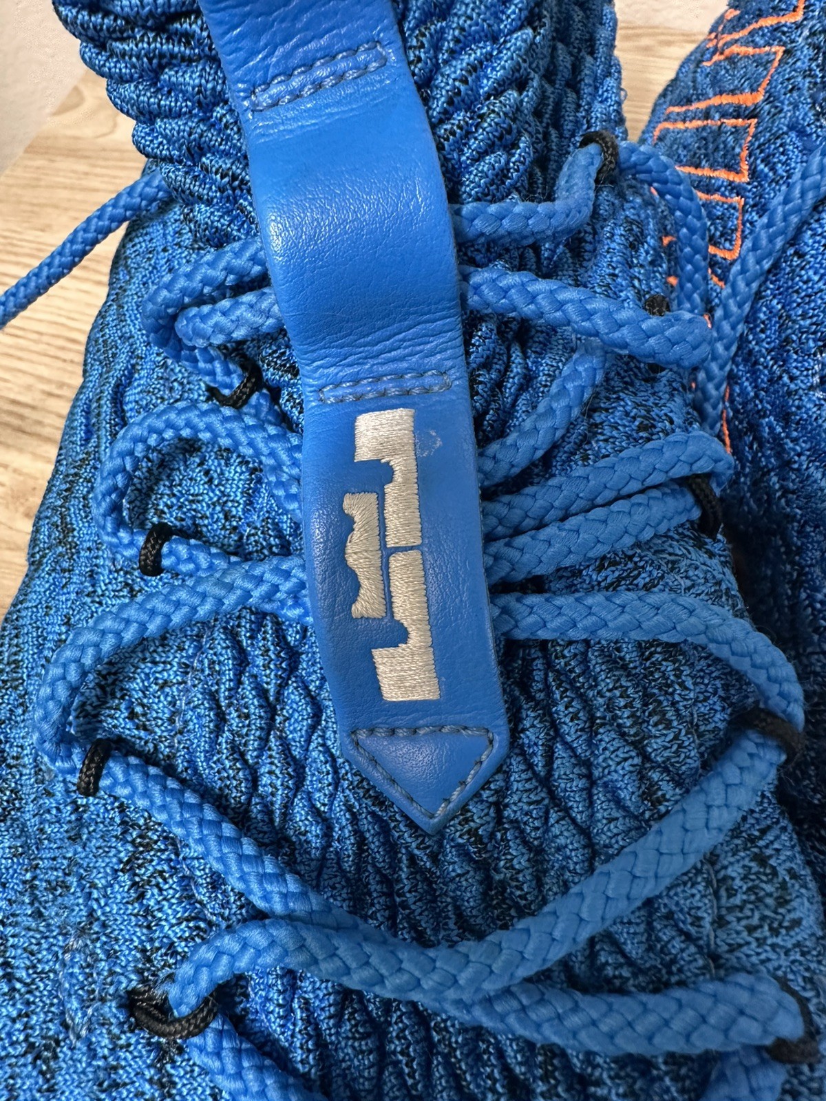 Nike LeBron 15 Hardwood Classics 2017 897648-400 Men's Size 14
