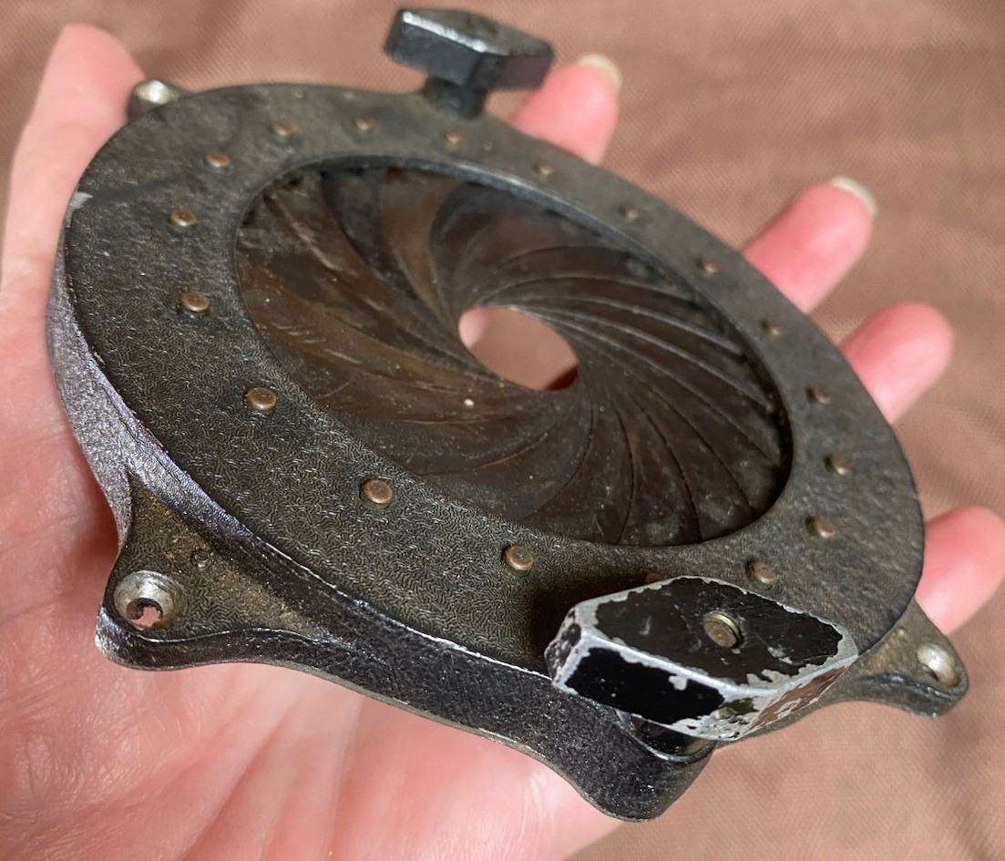 Ultra Large Iris Diaphragm for Mounting Large Format Lenses