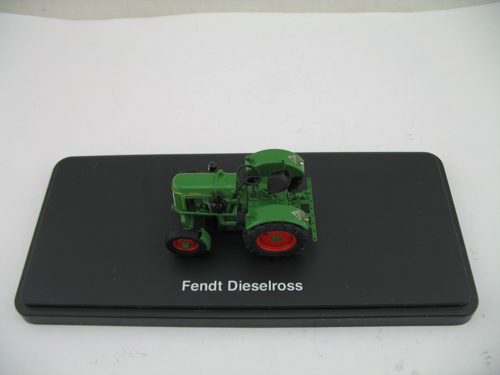 Schuco Tractor Model 02621: Fendt Diesel F20 Tractor, MIB