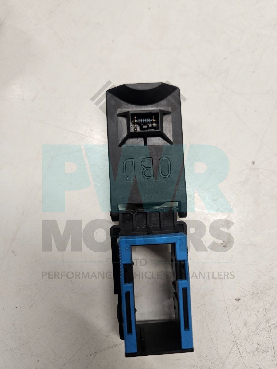 BMW X5 E53 OBD Plug Socket 8408030