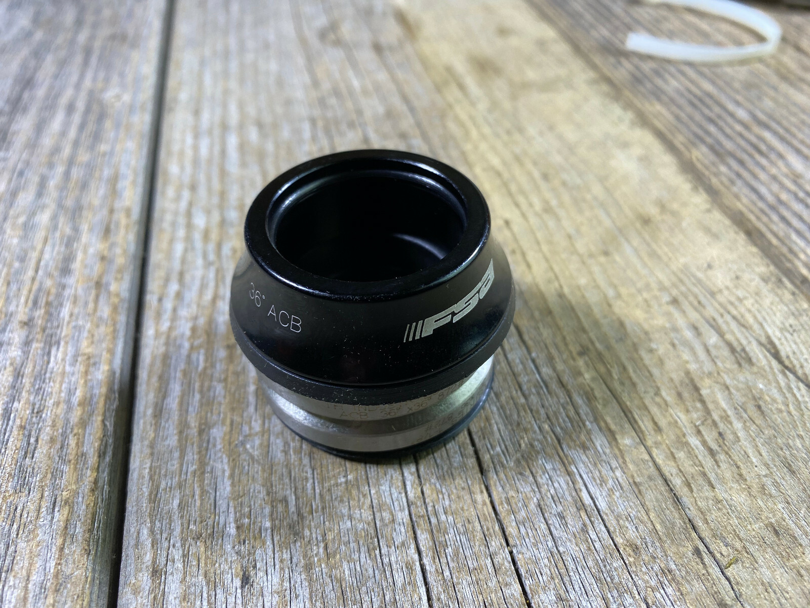 FSA IS 1-1/8 THREADLESS HEADSET ACB ANGULAR 36 X 36 30MM RACE 42MM BEARINGS OD