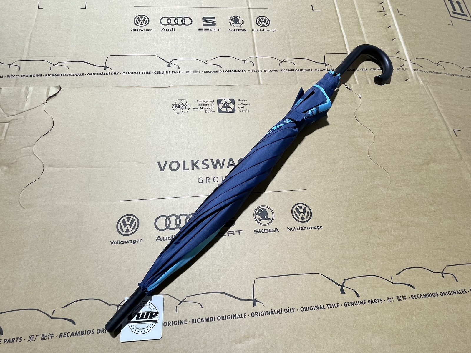 Volkswagen Heritage Umbrella OEM Gift VW Golf Polo Lupo Passat Scirocco Camper