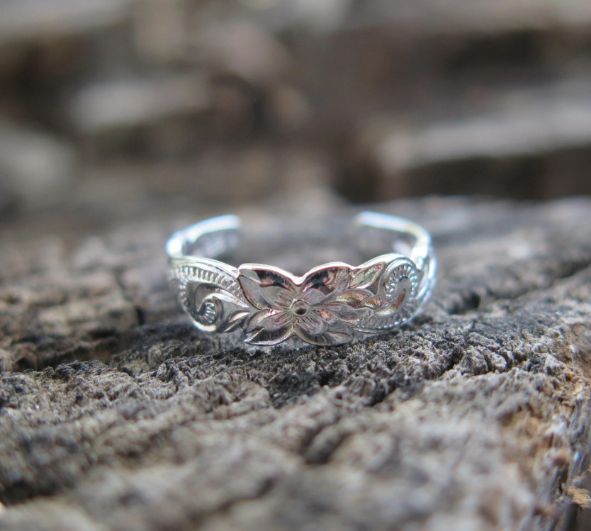 Hawaiian Design Sterling 925K Silver Plumeria Scrolling Toe Ring TR1051