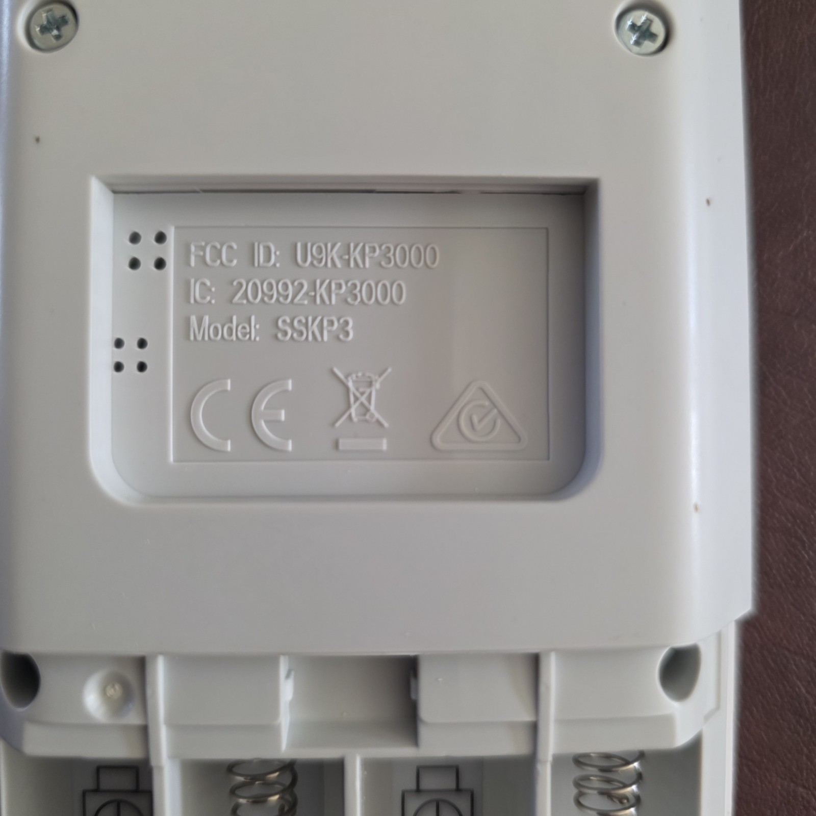 SimpliSafe SSKP3 Wireless Security Keypad White Alpha Numeric Programmable