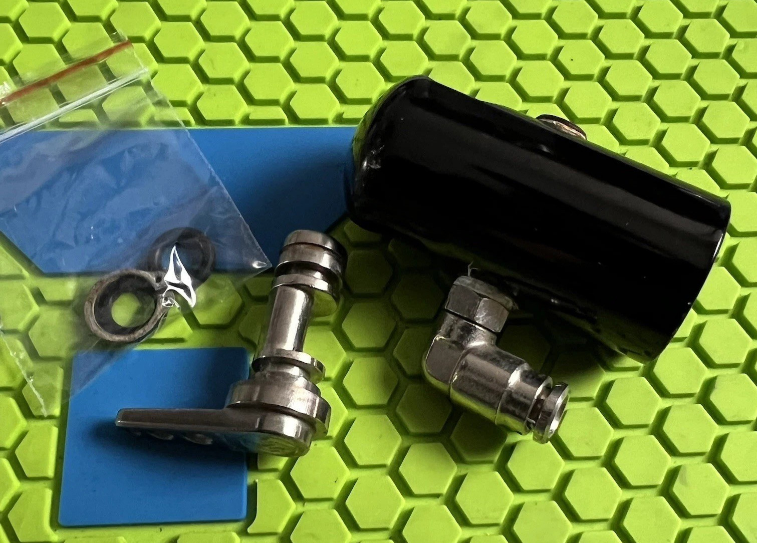 HYBRID IDEAL PAINTBALL DOVETAIL ON/OFF ASA + MACROLINE FITTING - BLACK (READ)