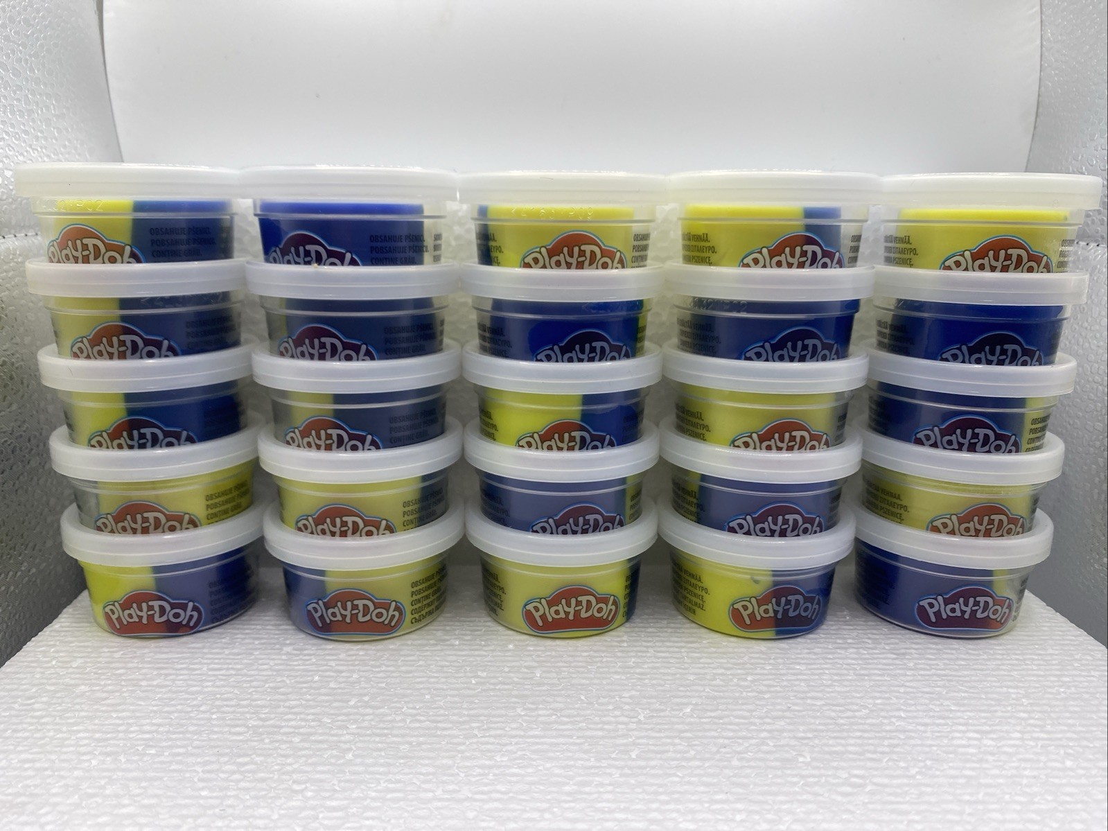 Hasbro Play-Doh (25) 1 Ounce Containers COLOR BLAST BLUE/YELLOW