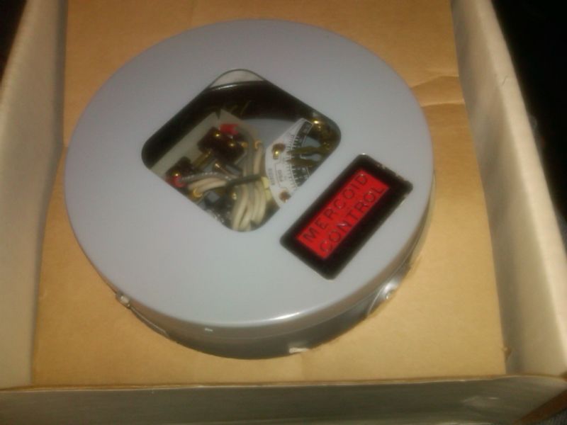 Mercoid / Dwyer DA-7441 R24E Pressure Switch