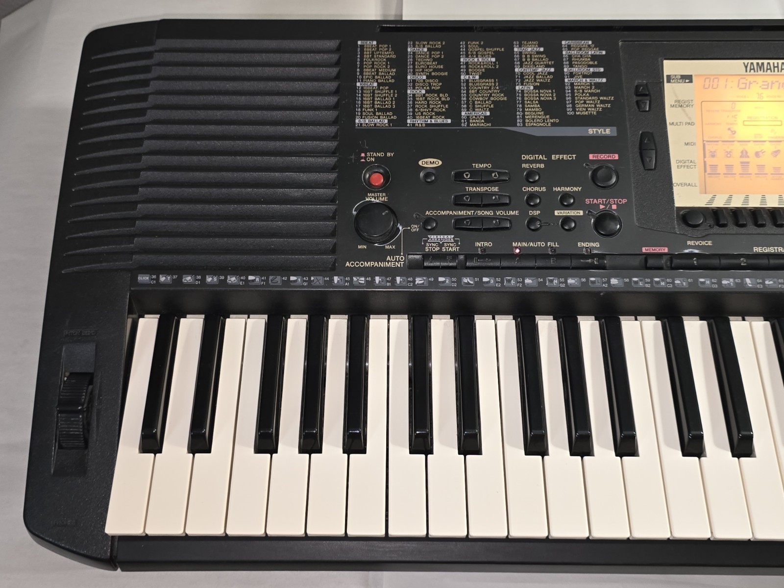 Two Keys Need Repaired Yamaha Electronic Keyboard: PSR-530