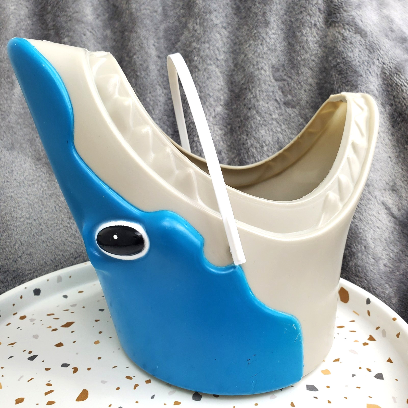Ripleys Aquarium Exclusive Shark Popcorn Bucket Souvenir Collectible Blue Gray