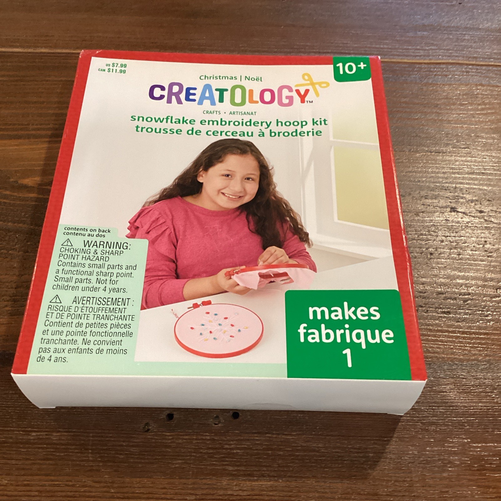 Creatology Holiday Snowflake Embroidery Hoop Kit ages 10+ NIB Box Worn