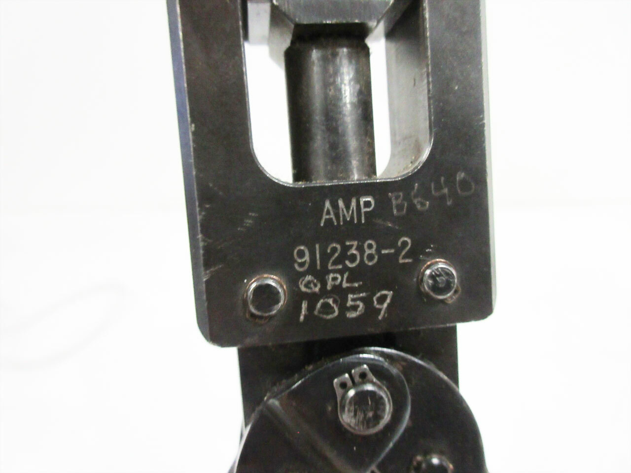AMP 91238-2 TOOL w/ UNMARKED DIE #2 MARKED ON IT