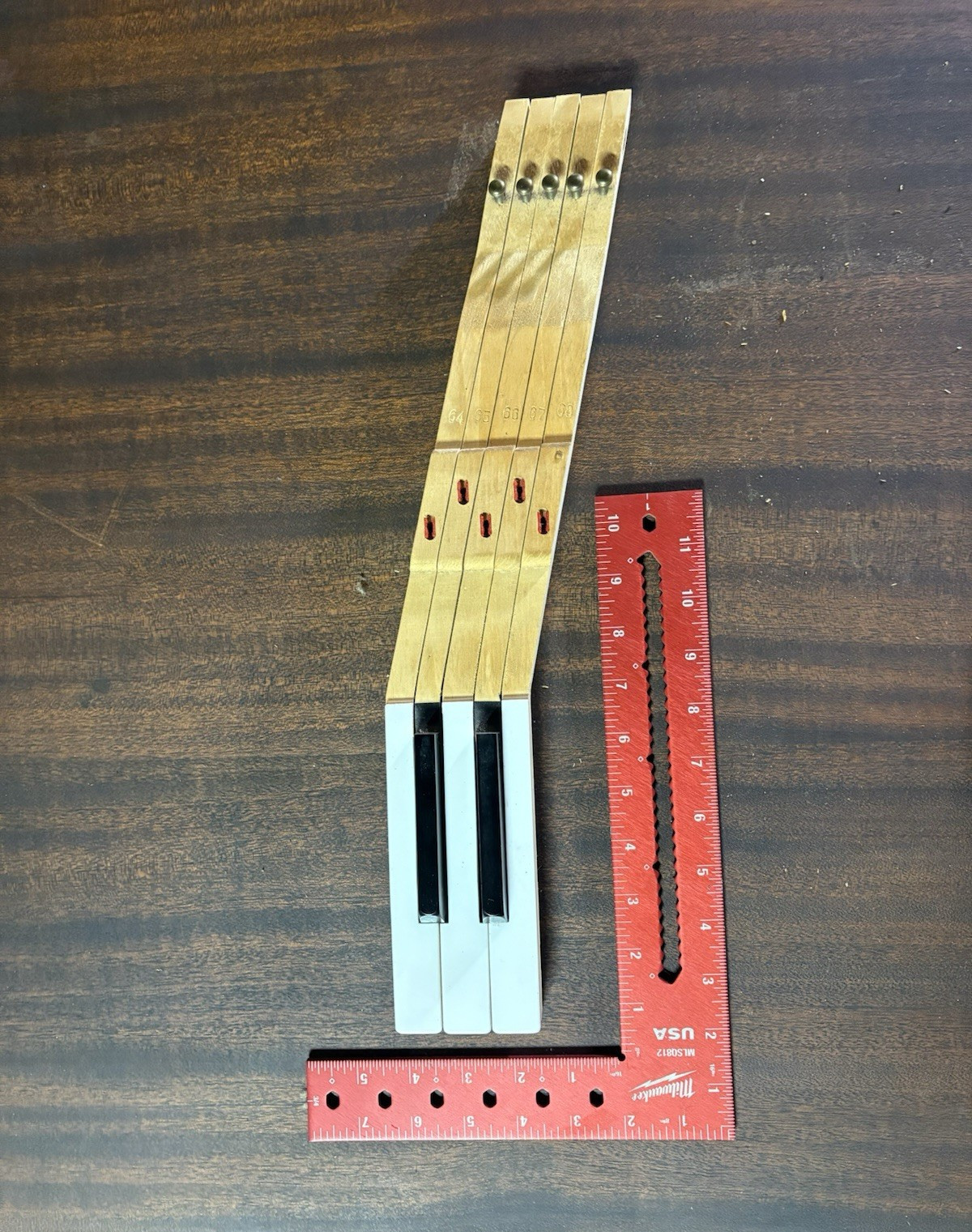1960s Baldwin Upright Piano Replacement Keys – Lot of 5 Sequential Keys. Cleaned