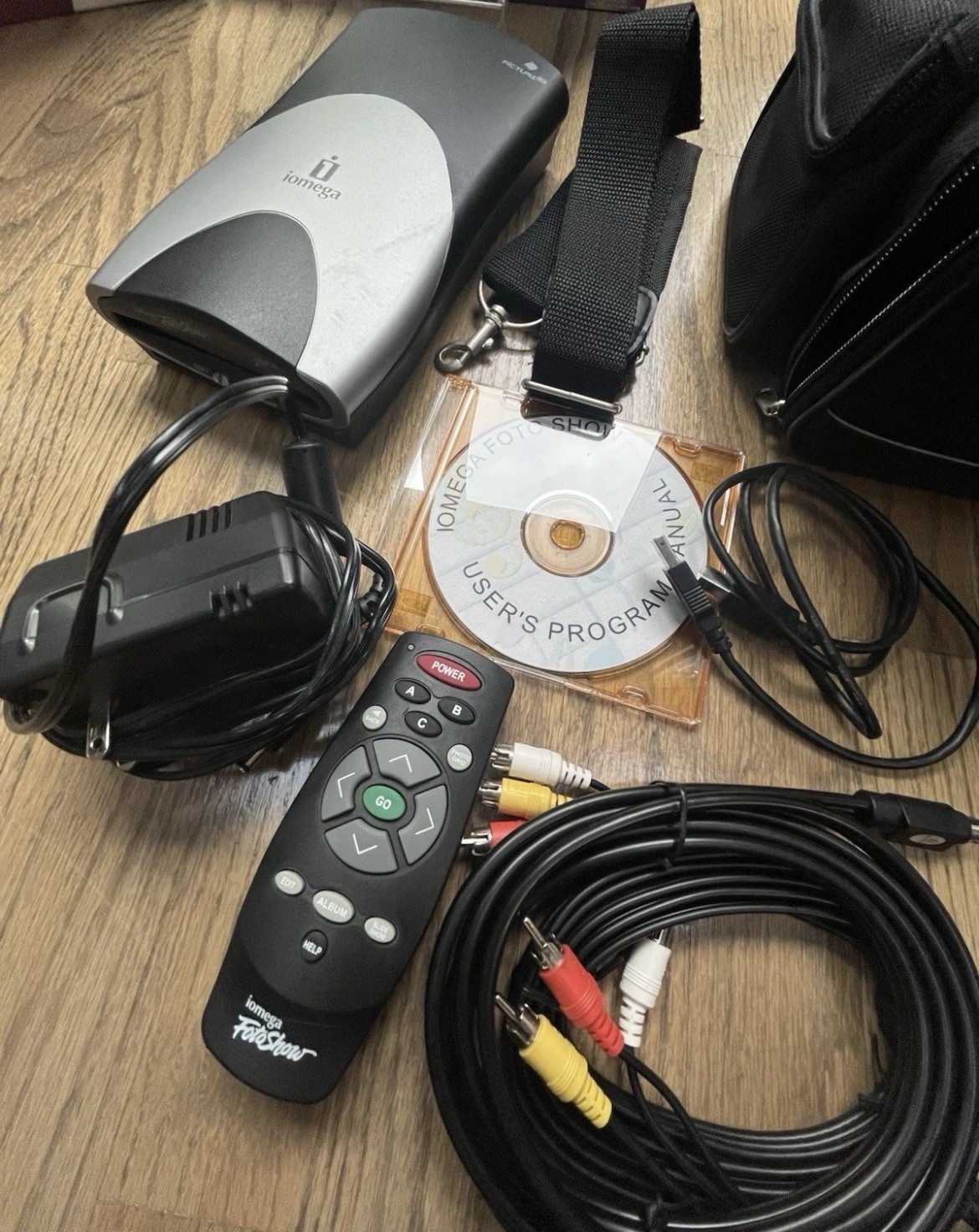 iOMEGA FOTOSHOW Digital Image Center Drive Picture iQ - Not Tested - READ