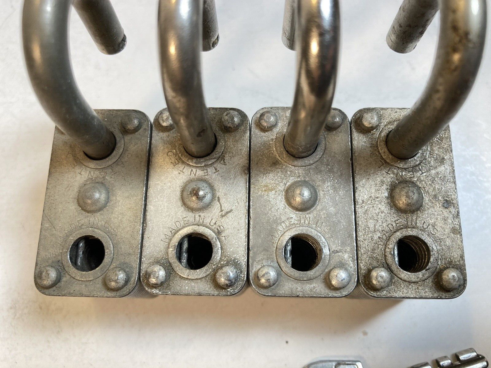 Master Lock No. 22 Padlocks Lot - Keyed Same - 4 Locks - 2 Keys - Milwaukee