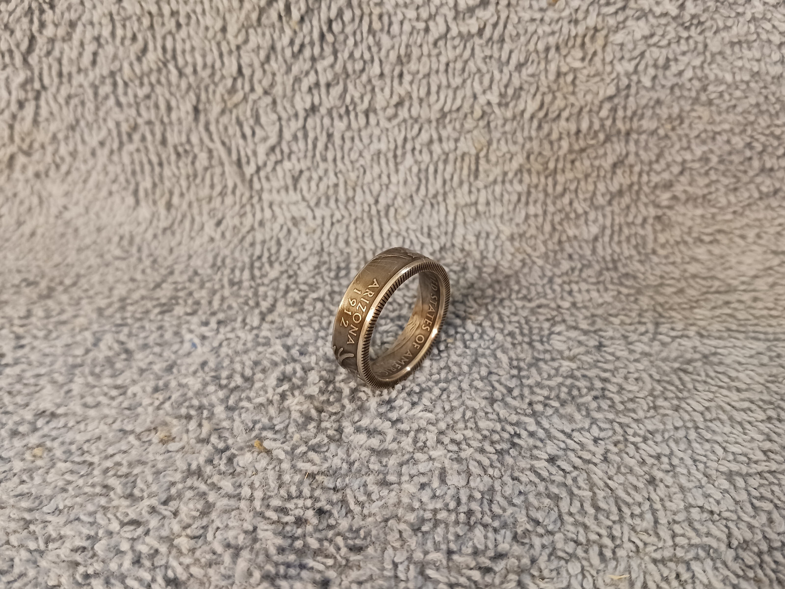 Arizona Handcrafted 90% Silver Washington Quarters coin ring, size 7   2008