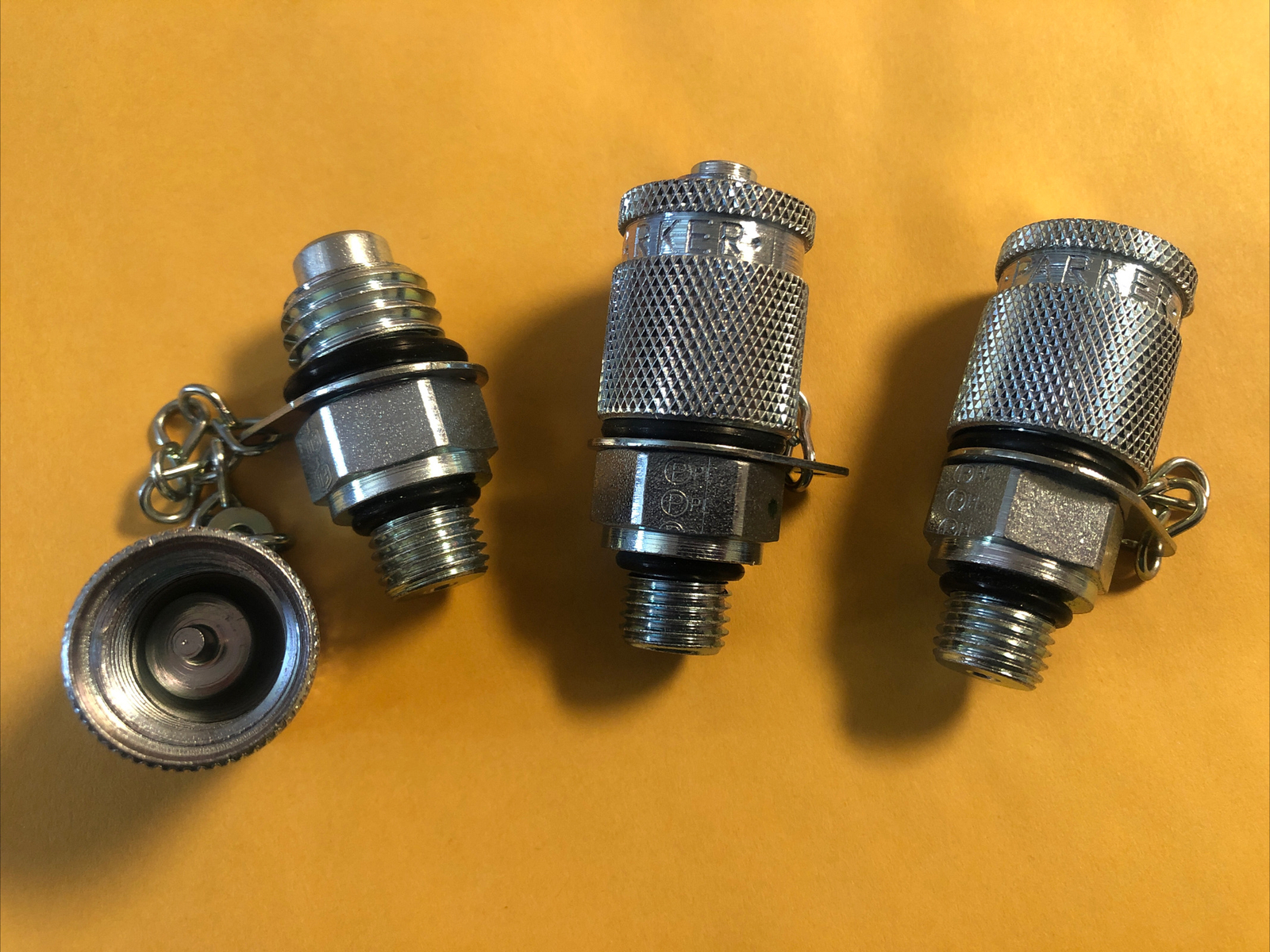 (3) PARKER EMA3/7/16-20UNF-2A TEST POINT DIAGNOSTIC FITTING STEEL