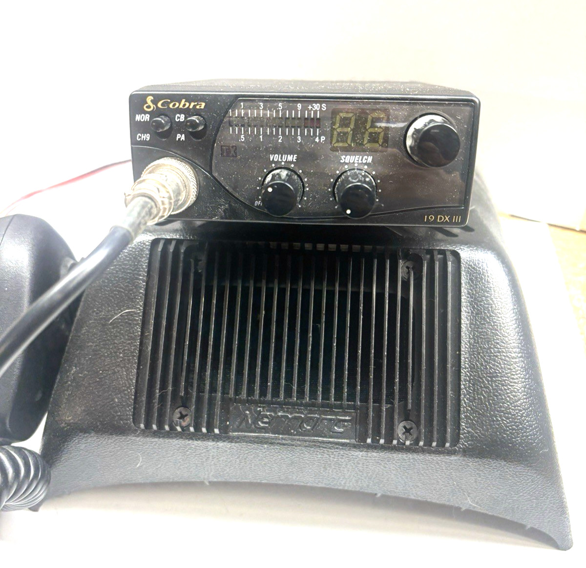 COBRA 19DX111 CB Radio Console Hump Mount w/ Speaker  for car , truck or van