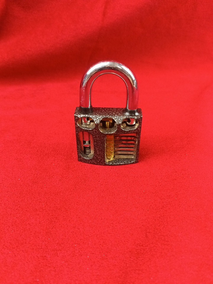 Practice Padlock — Cutaway Training Padlock Metal No Keys